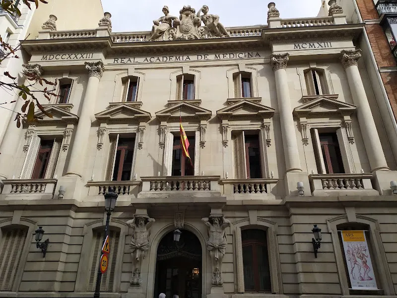 Real Academia Nacional de Medicina Española (RANM) - Lugar de interés histórico en Madrid - foto 3