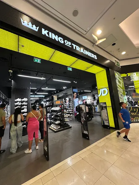 JD Sports - Tienda de ropa de deportes en Madrid - foto 2