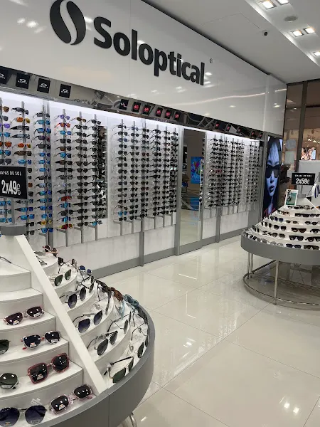 Óptica y Centro Auditivo Soloptical Plaza Río 2 - Óptica en Madrid - foto 2