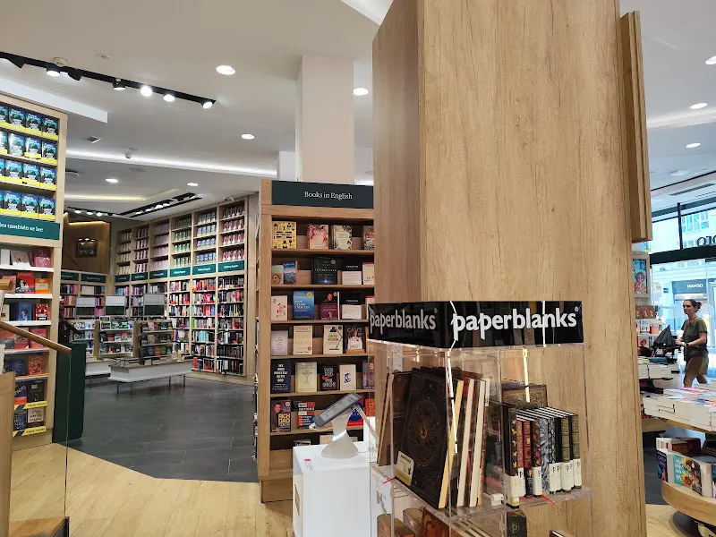 Casa del Libro - Librería en Madrid - foto 3