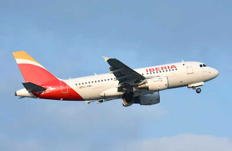 Iberia Líneas Aéreas De España - Aeropuerto en Madrid - foto 3