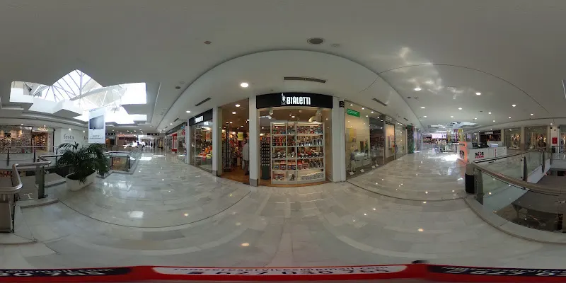 Centro Comercial La Vaguada - Centro comercial en Madrid - foto 2