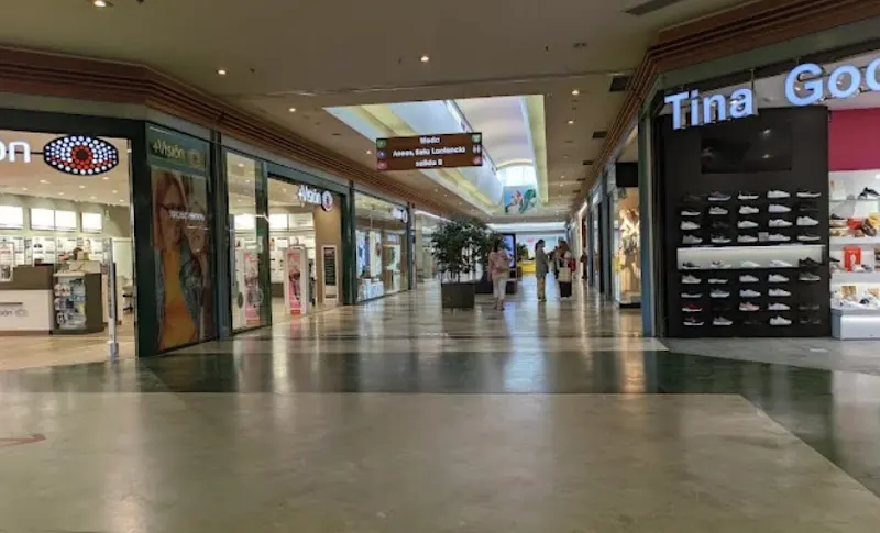 Centro Comercial El Ventanal de la Sierra