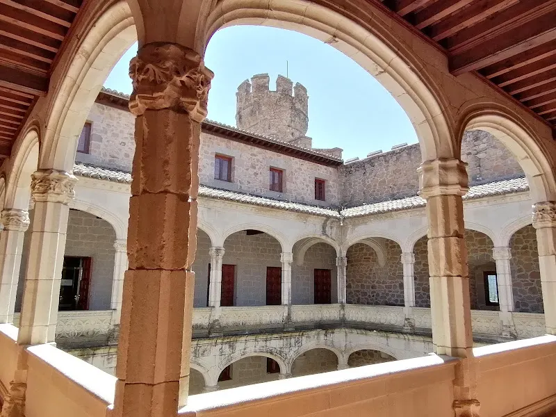 Visita Manzanares El Real - Agencia de visitas turísticas en Manzanares el Real - foto 3