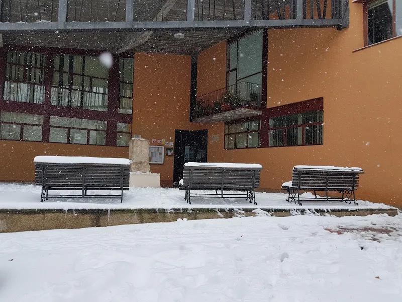 Ayuntamiento de Valdeolmos-Alalpardo. - Valdeolmos-Alalpardo