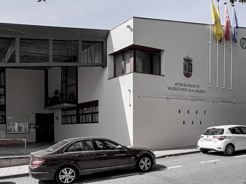 Ayuntamiento de Valdeolmos-Alalpardo. - Ayuntamiento en Valdeolmos-Alalpardo - foto 2