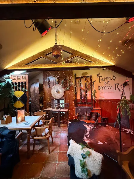 El Templo de Byggvir - Cervecería artesanal en Navacerrada - foto 2