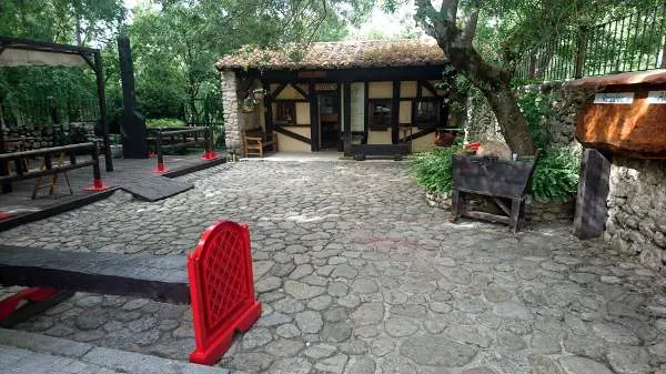 Centro de Visitantes Valle de El Paular - Centro de visitantes en Rascafria - foto 3