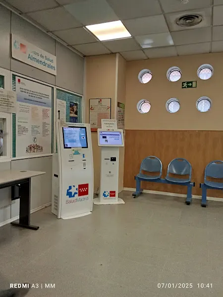 Centro de Salud Almendrales
