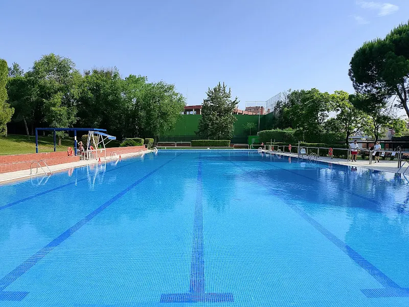 Centro Deportivo Municipal San Fermín - Polideportivo en Madrid - foto 2