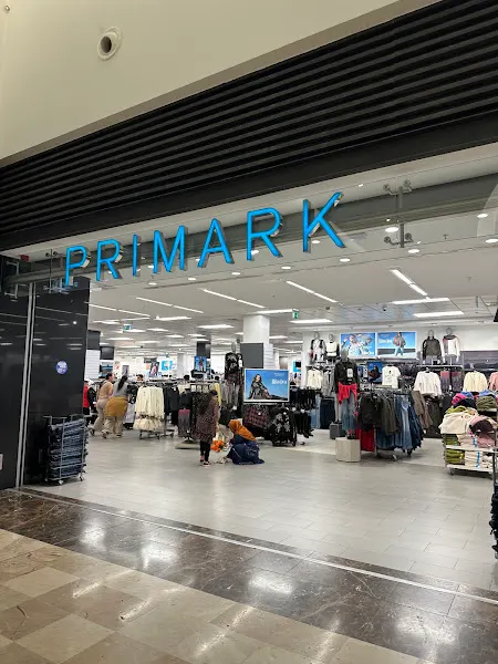 Primark - Tienda de ropa en Madrid - foto 2