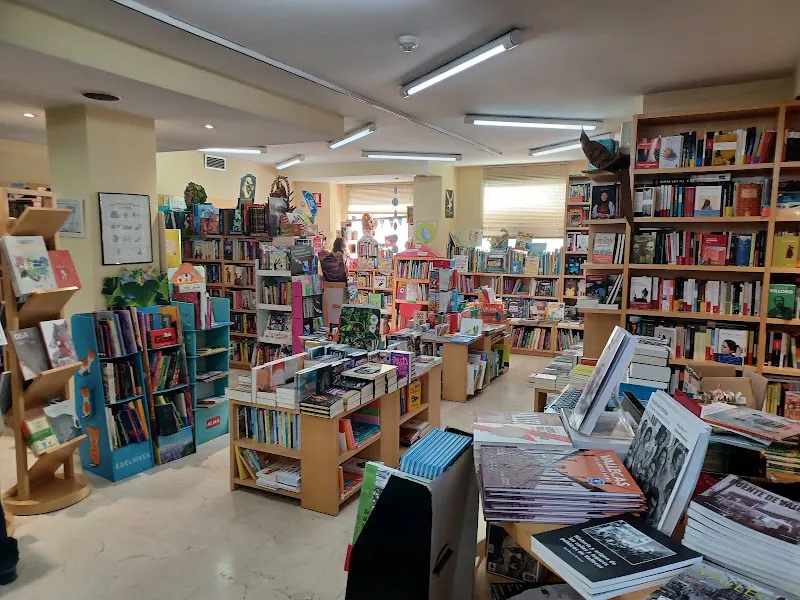 Librería Muga