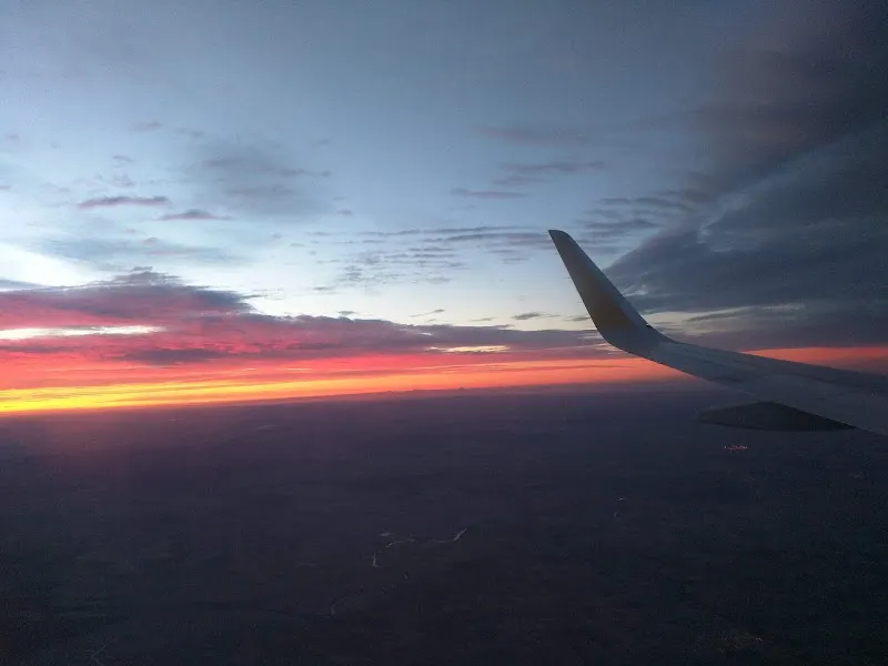 Vueling - Compañía aérea en Madrid - foto 2