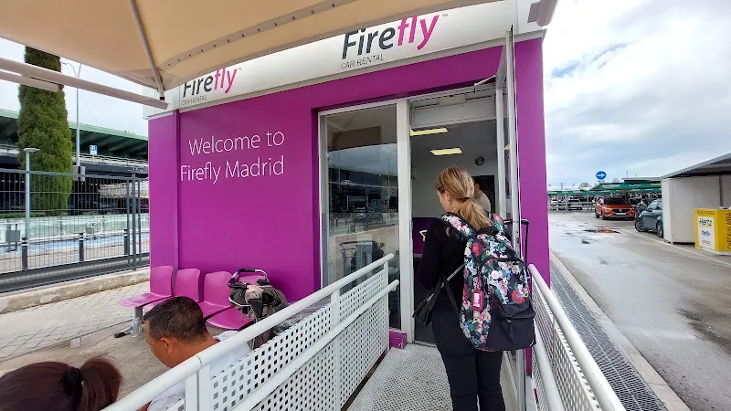 Firefly - Agencia de alquiler de coches en Madrid - foto 2