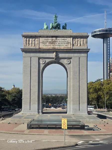 Arco de Moncloa - Madrid