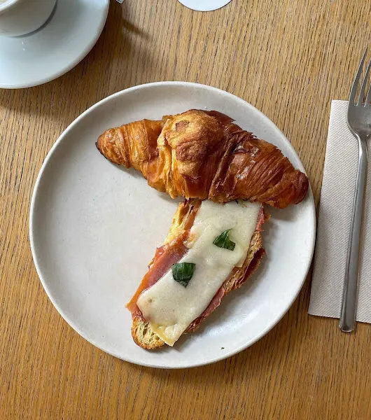 FEDERAL Brunch y Café de Especialidad - Comendadoras - Madrid