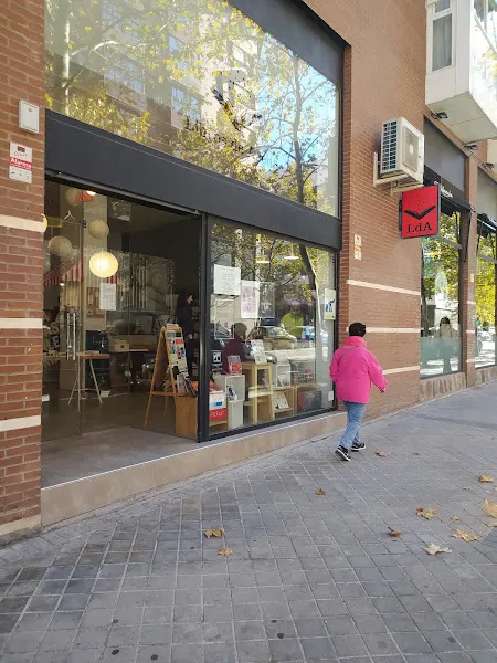 Libros de Arena - Librería en Madrid - foto 2