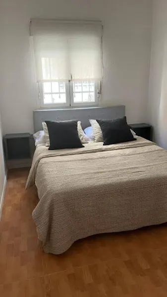 Piso en Valdeacederas - Two-Bedroom Apartment - Madrid