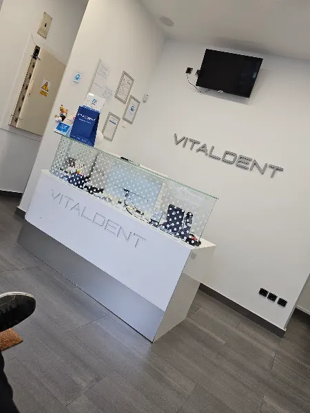 Clínica Dental Vitaldent - Madrid
