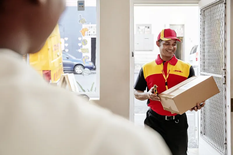 Punto de Venta DHL Express (FOLDER) - Madrid