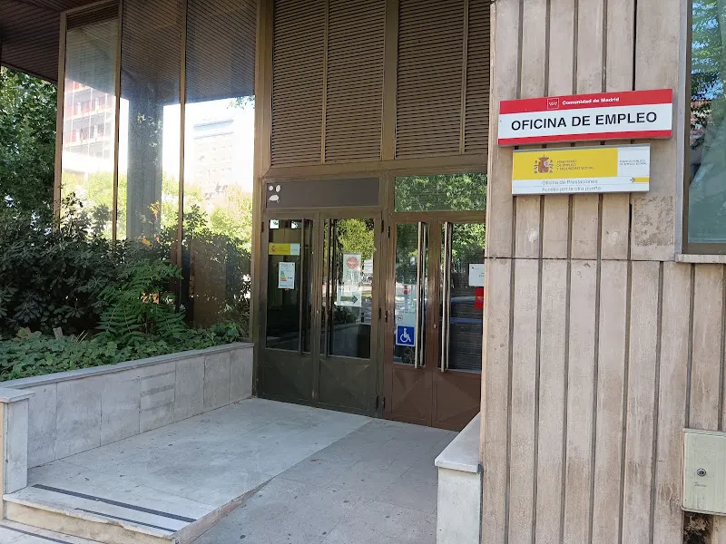 SEPE - Oficina de Prestaciones del Servicio Público de Empleo Estatal (SEPE) en Prosperidad (Madrid) - Oficina del Gobierno en Madrid - foto 2