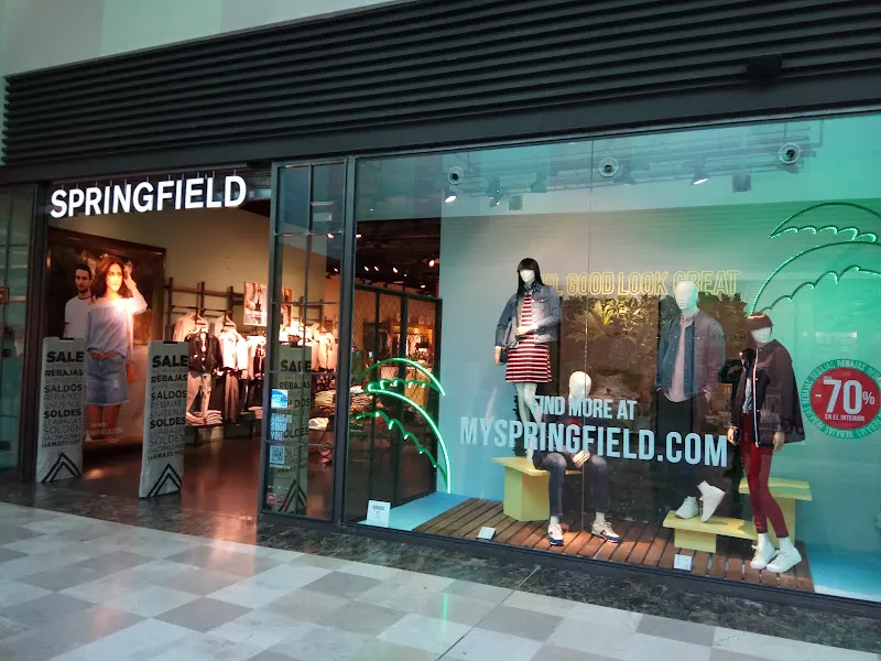 Springfield - Tienda de ropa para jóvenes en Madrid - foto 2