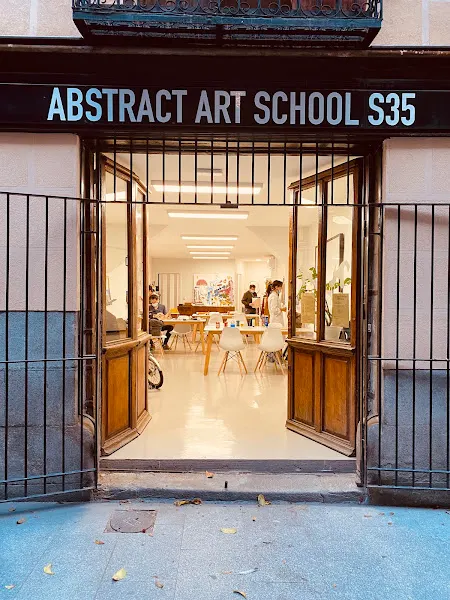 ABSTRACT ART SCHOOL S35
