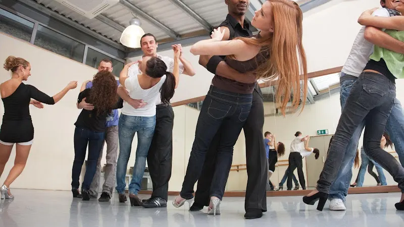 Báilalo Madrid Dance Studio - Academia de baile en Madrid - foto 2