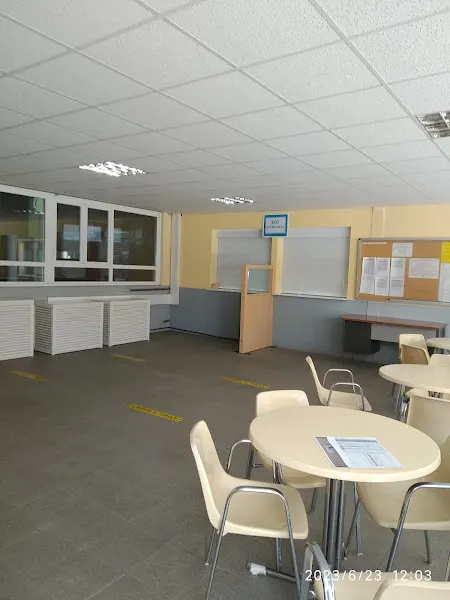 Escuela Oficial de Idiomas Madrid-Tribunal - Madrid