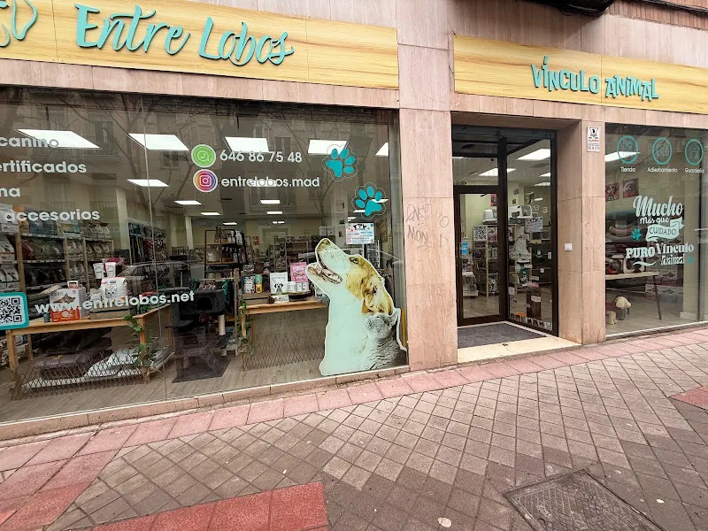 Entre Lobos - Tienda de animales en Madrid - foto 2