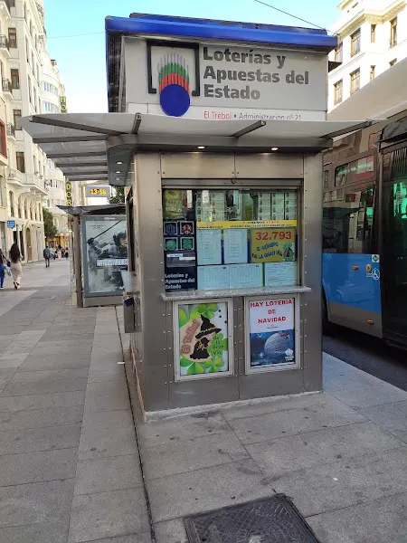 Administración de lotería n°21 (El Trébol) - Tienda de lotería en Madrid - foto 2