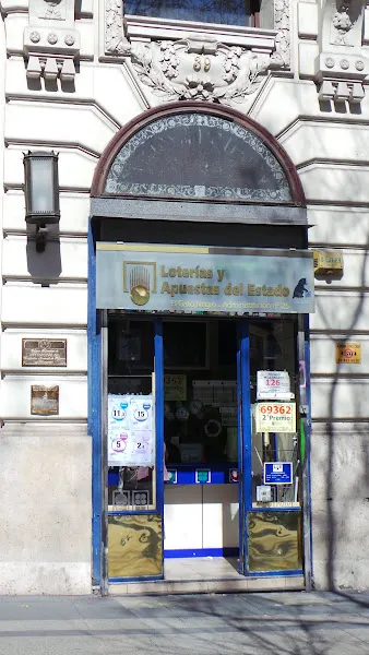 Administración de lotería n°25 (El Gato Negro) - Administración de loterías en Madrid - foto 2