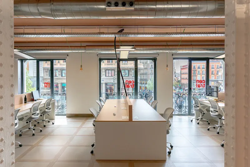 Central 44 Coworking | Gran Vía Madrid - Espacio de coworking en Madrid - foto 2