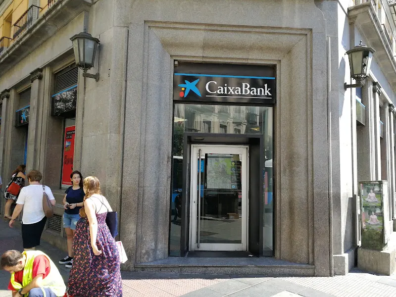 CaixaBank Holabank