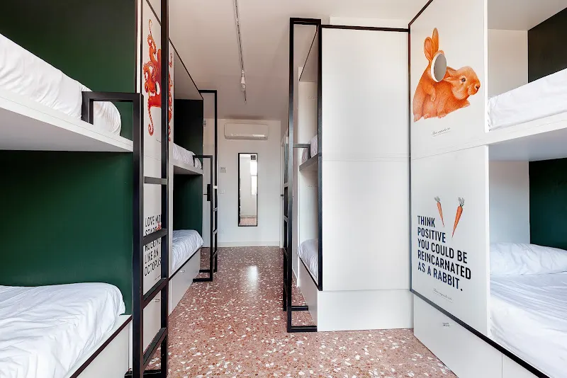 2060 The Newton Hostel - Hostal juvenil en Madrid - foto 3