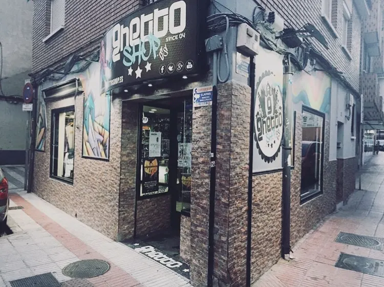 Ghetto Shop Streetwear - Tienda de ropa en Madrid - foto 3