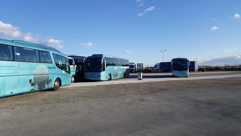 Grupo Chapín - Agencia de alquiler de autobuses en Alcorcón - foto 2