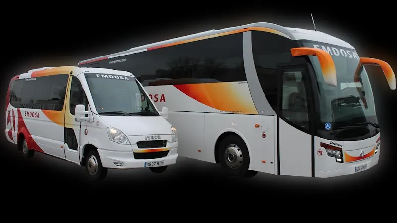 EMDOSA AUTOCARES - Agencia de alquiler de autobuses en Colmenar Viejo - foto 2