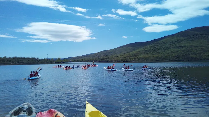 MERIDIANO RAID Piraguas Lozoya - Centro de deportes de aventura en Lozoya - foto 3