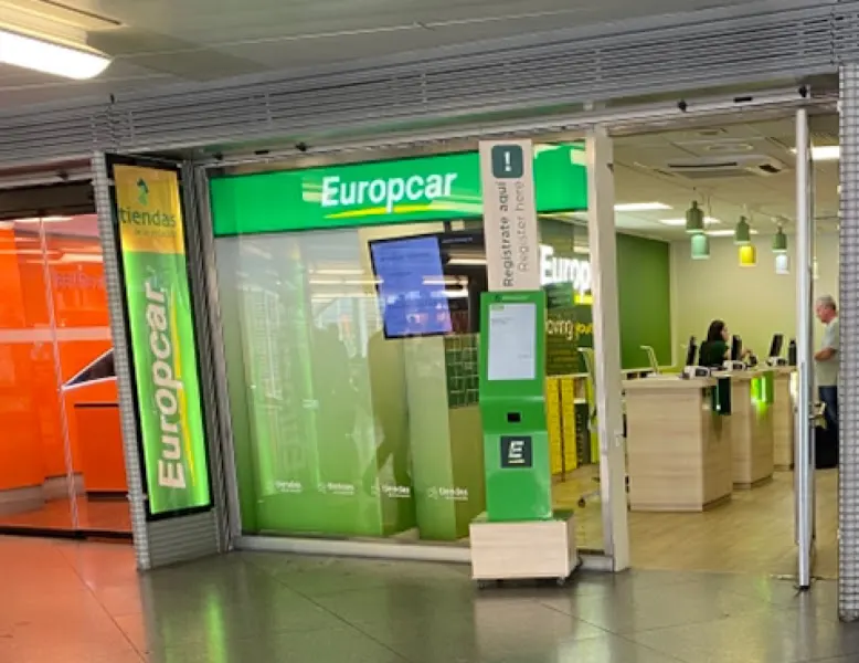 Europcar Madrid Atocha Estación *Ry* - Agencia de alquiler de coches en Madrid - foto 2