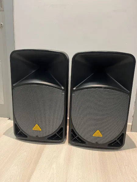 Alquiler de altavoces