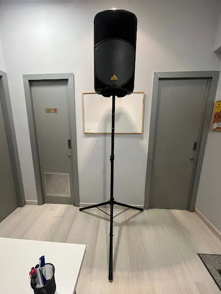 Alquiler de altavoces - Alquiler de equipo audiovisual en Madrid - foto 2