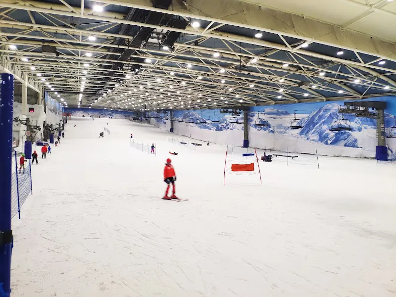 Snowzone Xanadu - Centro de esquí cubierto en Arroyomolinos - foto 2