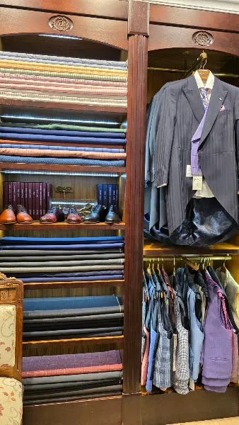 Félix Ramiro - Trajes de novio, Sastrería a medida