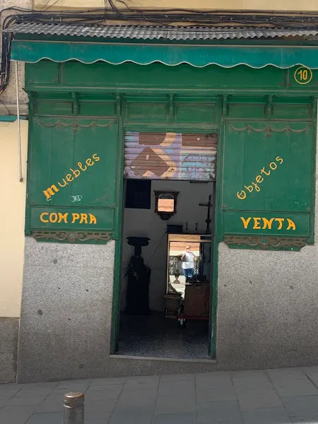 Antigüedades Arniches - Tienda de antigüedades en Madrid - foto 2