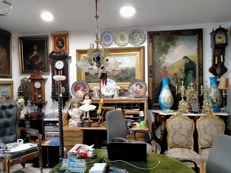 Tienda de Antigüedades - Madrid
