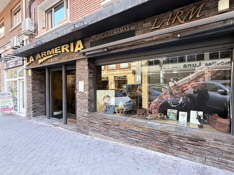 La Armería de Madrid - escopetas y rifles hechos a mano - Gun & rifle makers - Armería en Madrid - foto 2
