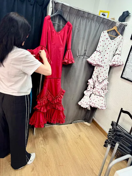 Arreglos de Ropa Art&Couture - Tienda de arreglos de ropa en Madrid - foto 2