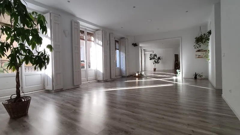 Madera Yoga Estudio - Madrid
