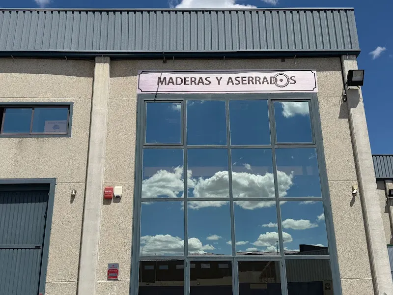 Maderas y Aserrados en Pinto - foto 2